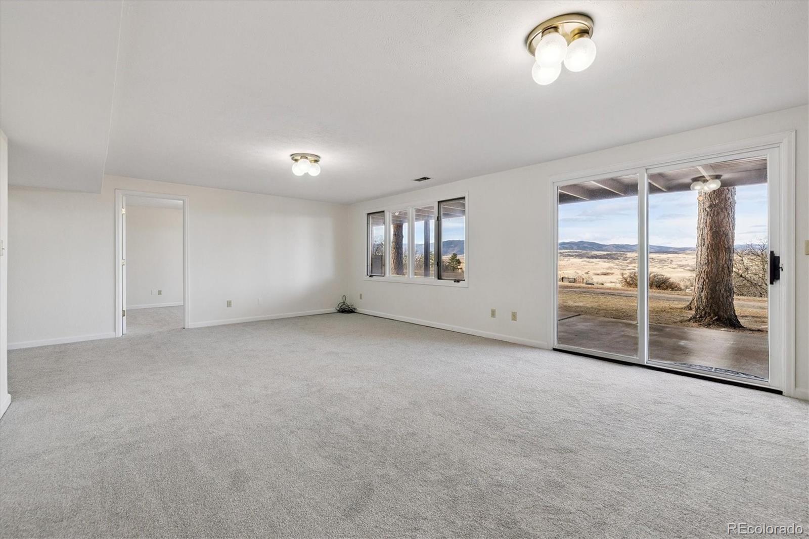 Sedalia, Colorado, 80135, United States, 4 Bedrooms Bedrooms, ,2 BathroomsBathrooms,Residential,For Sale,1998978