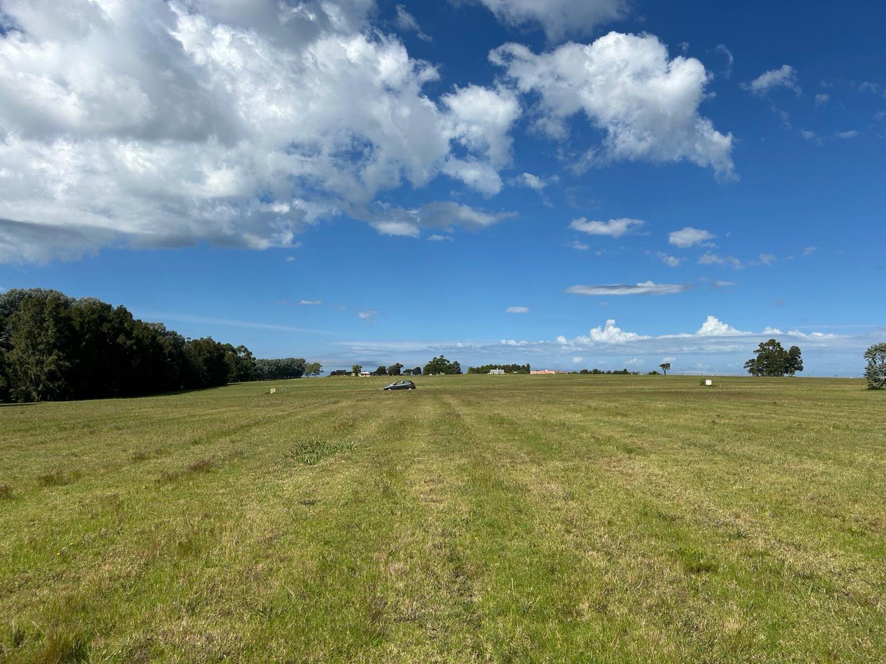  Exclusive lot on Laguna del Sauce. - 物件實景