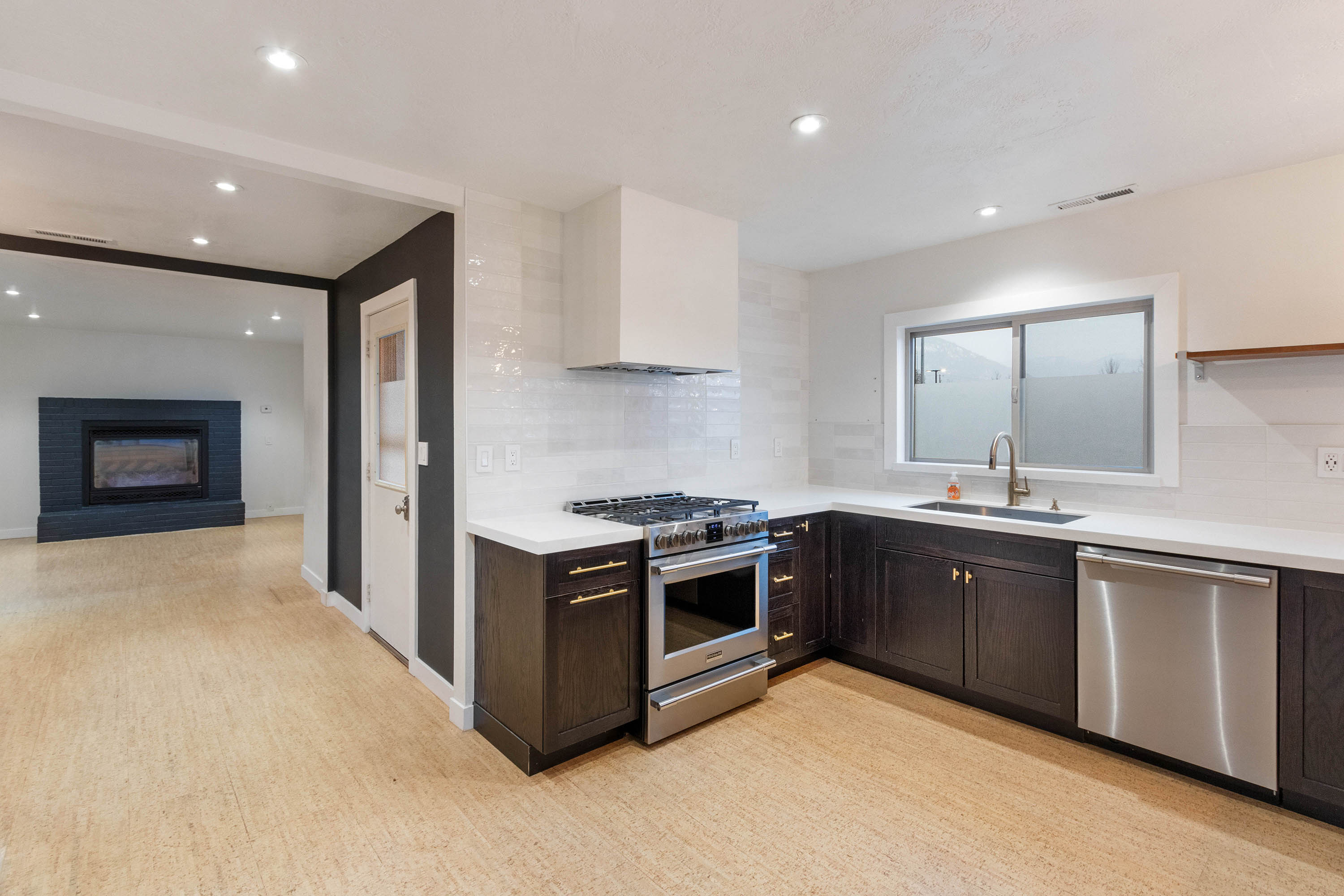 Sandpoint, Idaho, 83864, United States, 3 Bedrooms Bedrooms, ,2 BathroomsBathrooms,Residential,For Sale,2005547