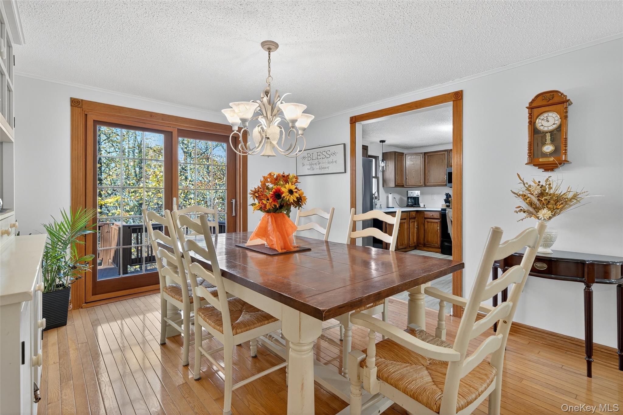 Wallkill, New York, 12589, United States, 4 Bedrooms Bedrooms, ,3 BathroomsBathrooms,Residential,For Sale,1989715