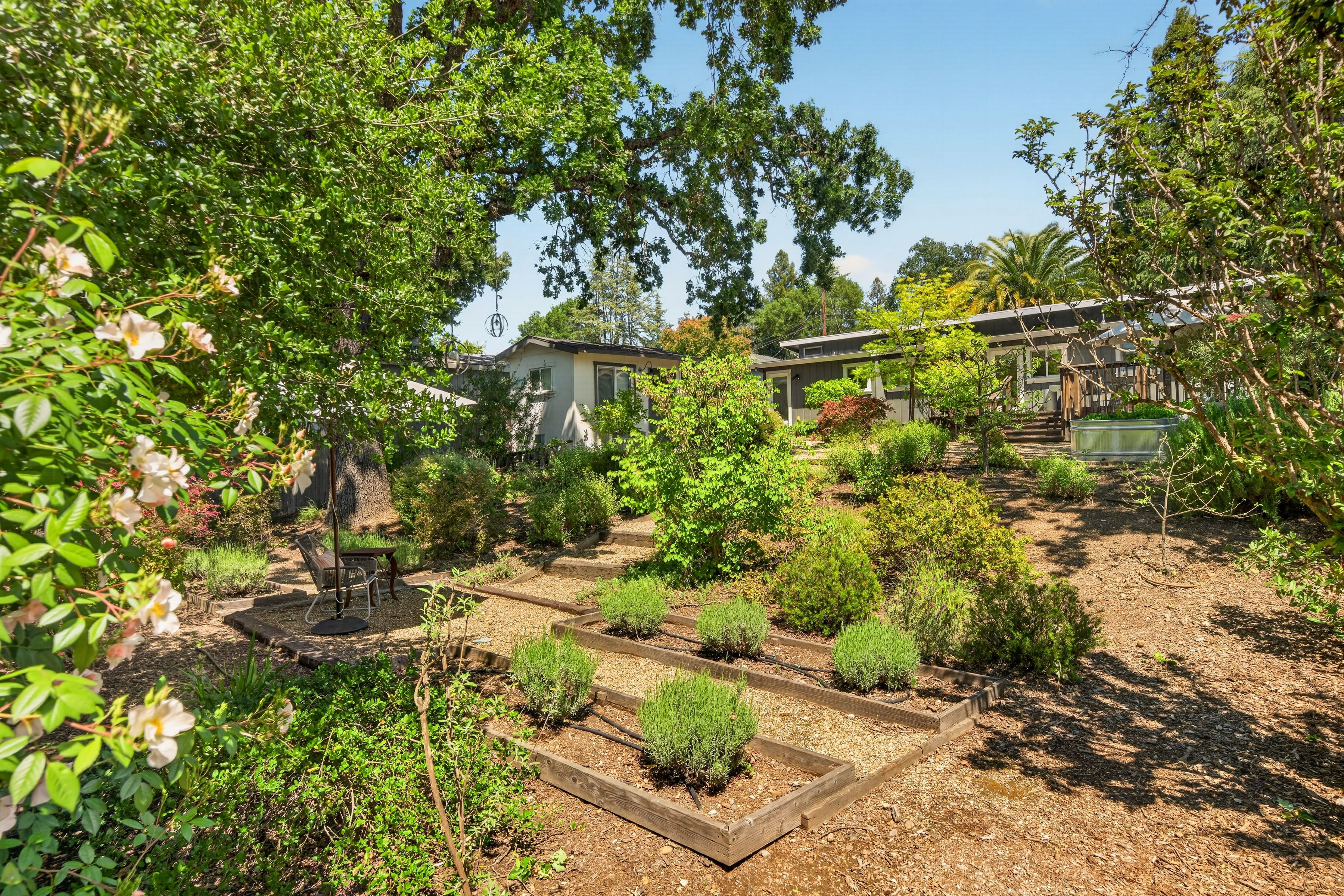  13502 Gibson Street - 物件實景