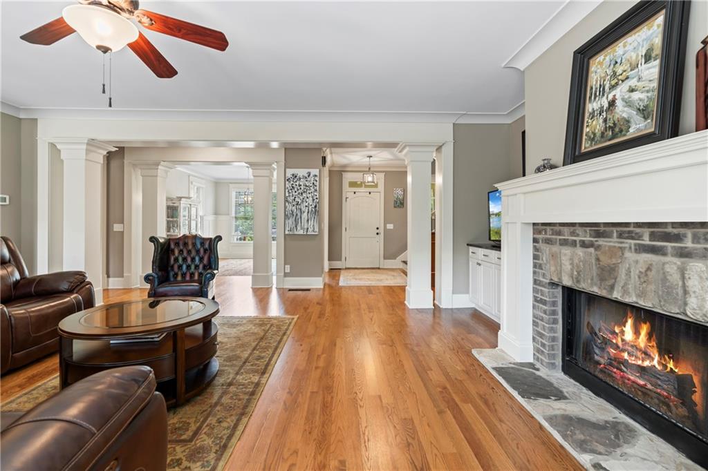 Marietta, Georgia, 30060, United States, 5 Bedrooms Bedrooms, ,4 BathroomsBathrooms,Residential,For Sale,1973923