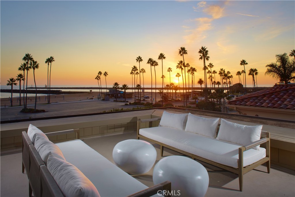 3024 Breakers Drive, Corona del Mar, California, 92625, United States, 7 Bedrooms Bedrooms, ,6 BathroomsBathrooms,Residential,For Sale,3024 Breakers Drive,1681016