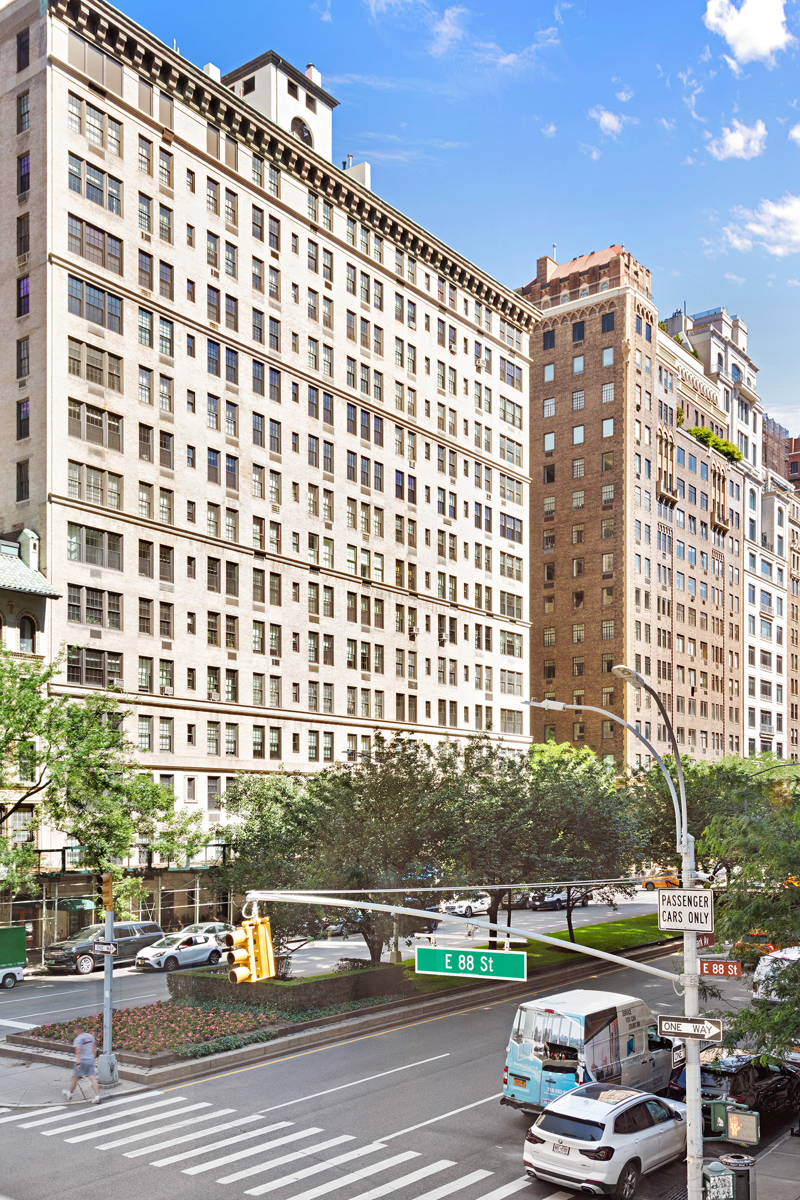  1075 Park Avenue - 物件實景