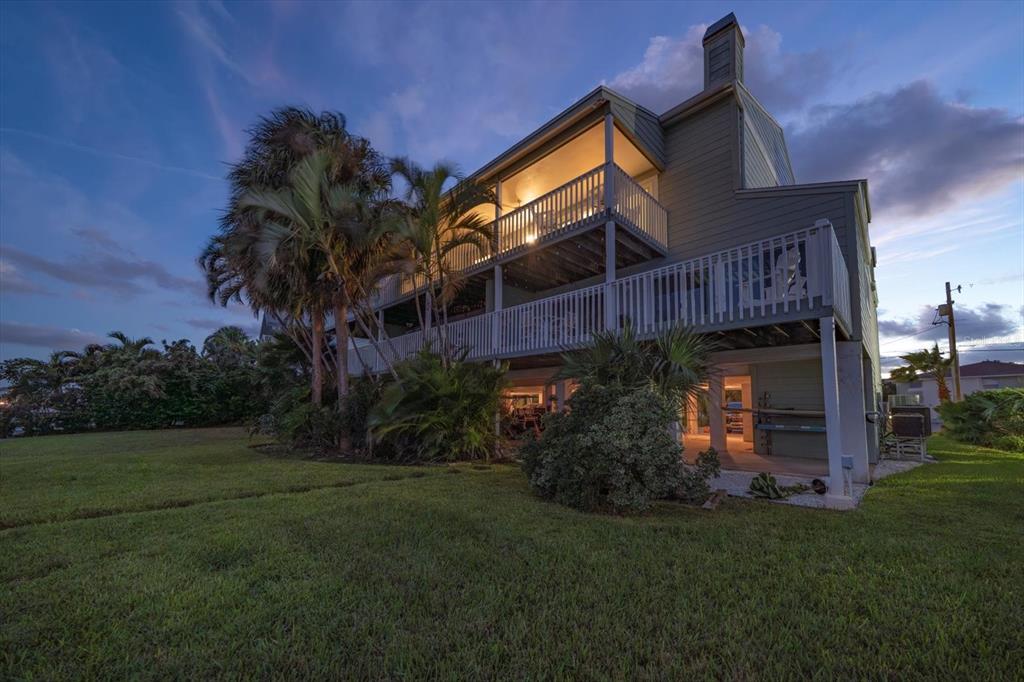 Indian Rocks Beach, Florida, 33785, United States, 2 Bedrooms Bedrooms, ,2 BathroomsBathrooms,Residential,For Sale,1993005