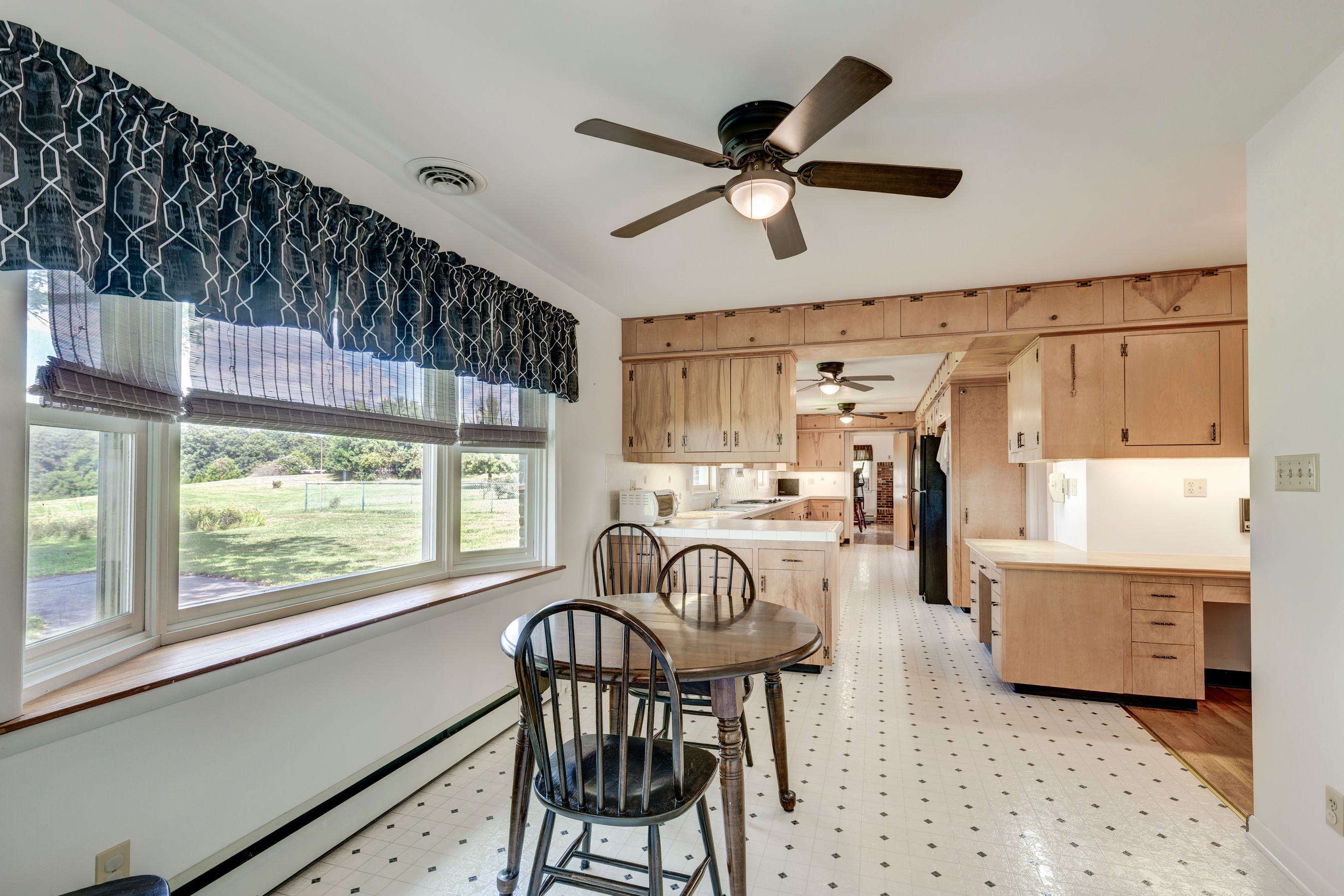  NONE AVAILABLE - 物件實景