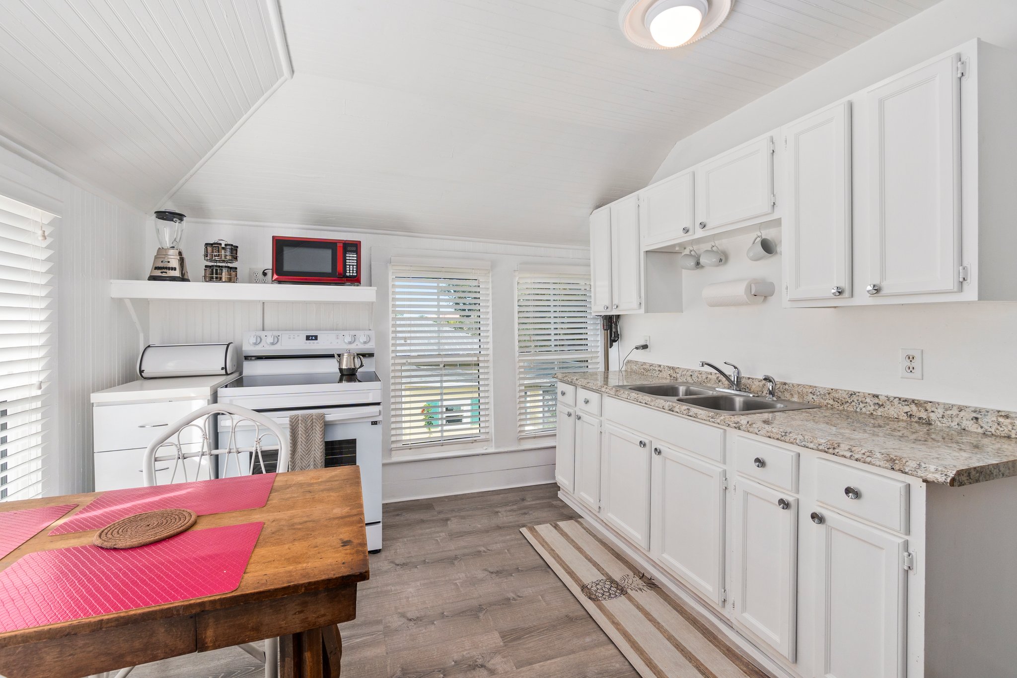  518 N 2nd Street, Fort Pierce, FL, 34950 - 物件實景