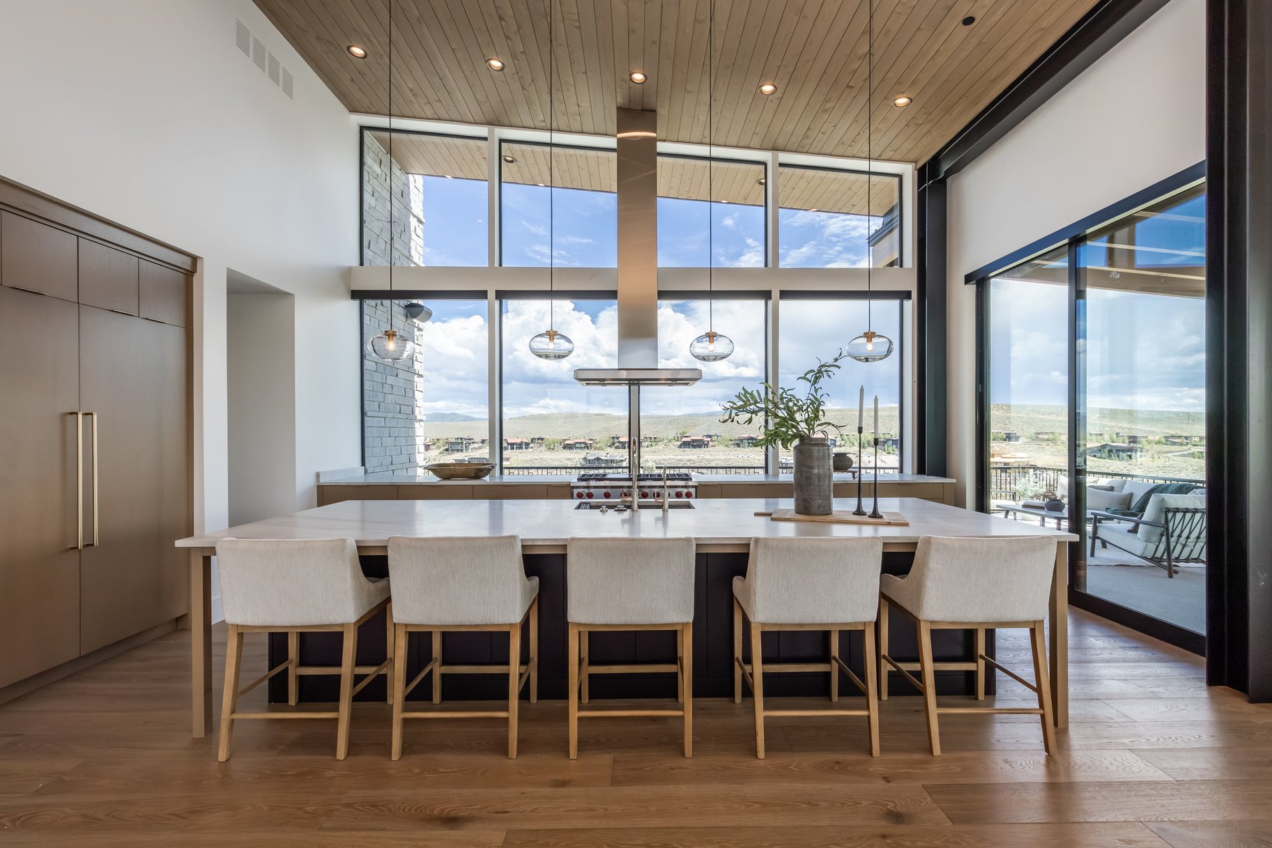  Stunning Promontory Residence Directly Across from The Beach Club - 物件實景