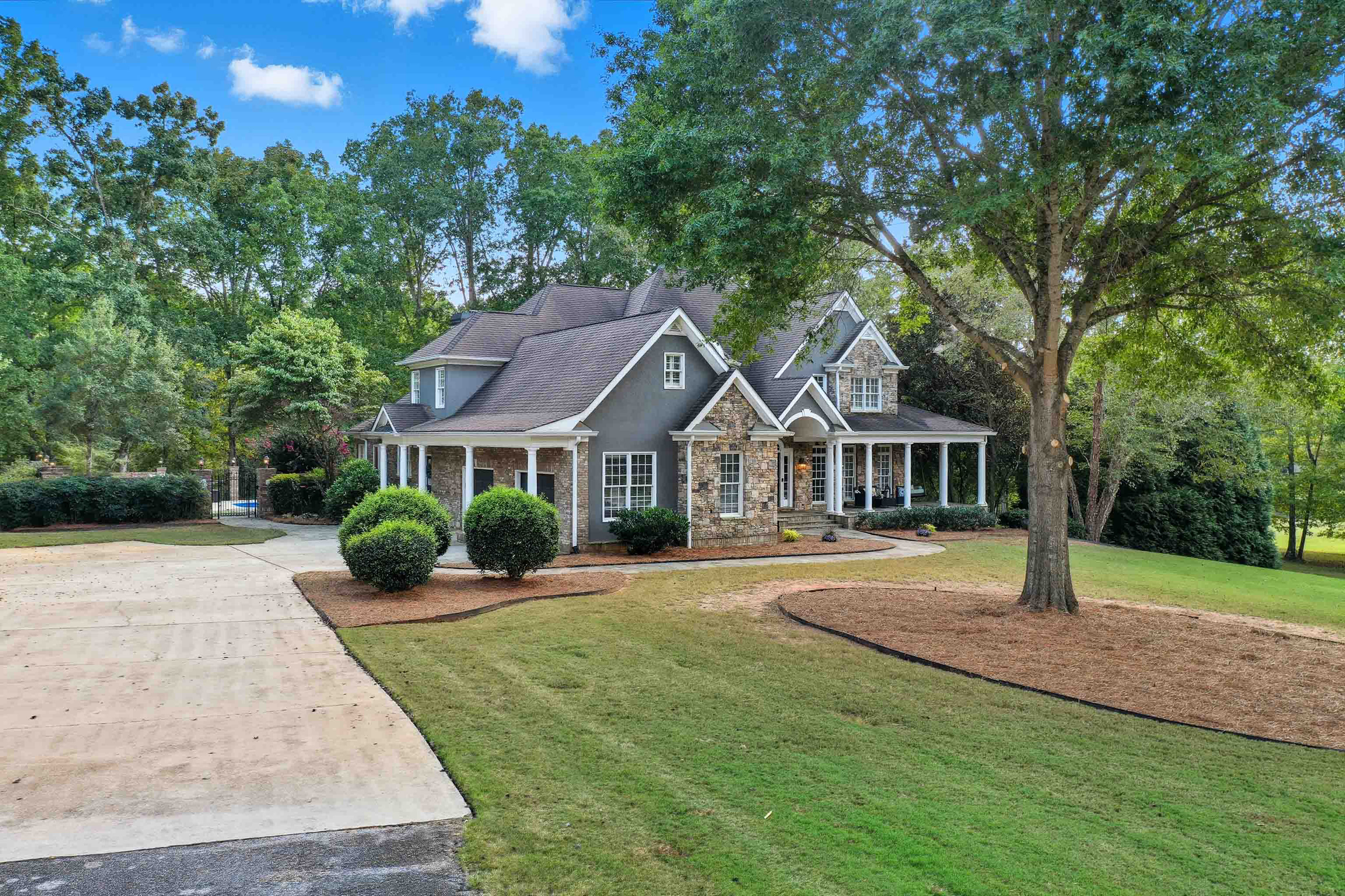  Luxury Craftsman Home in Premier Gated Community - 物件實景