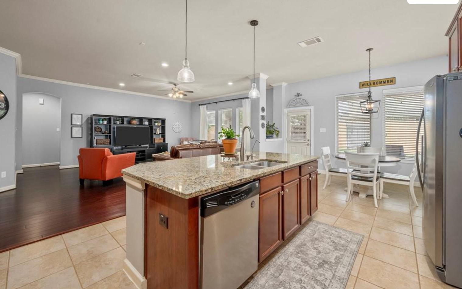 Katy, Texas, 77494, United States, 4 Bedrooms Bedrooms, ,3 BathroomsBathrooms,Residential,For Sale,1907696