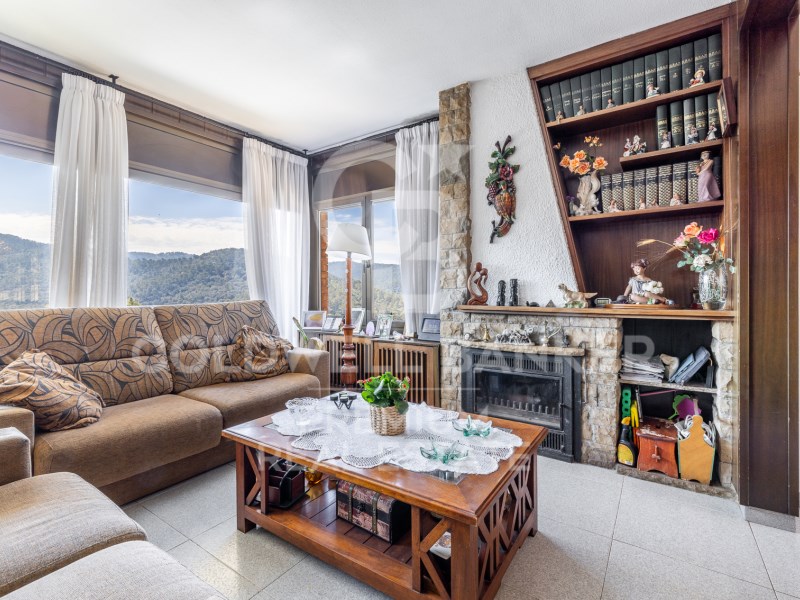 Sant Cugat del Vallès, Catalonia, ES, 5 Bedrooms Bedrooms, ,2 BathroomsBathrooms,Residential,For Sale,1759701
