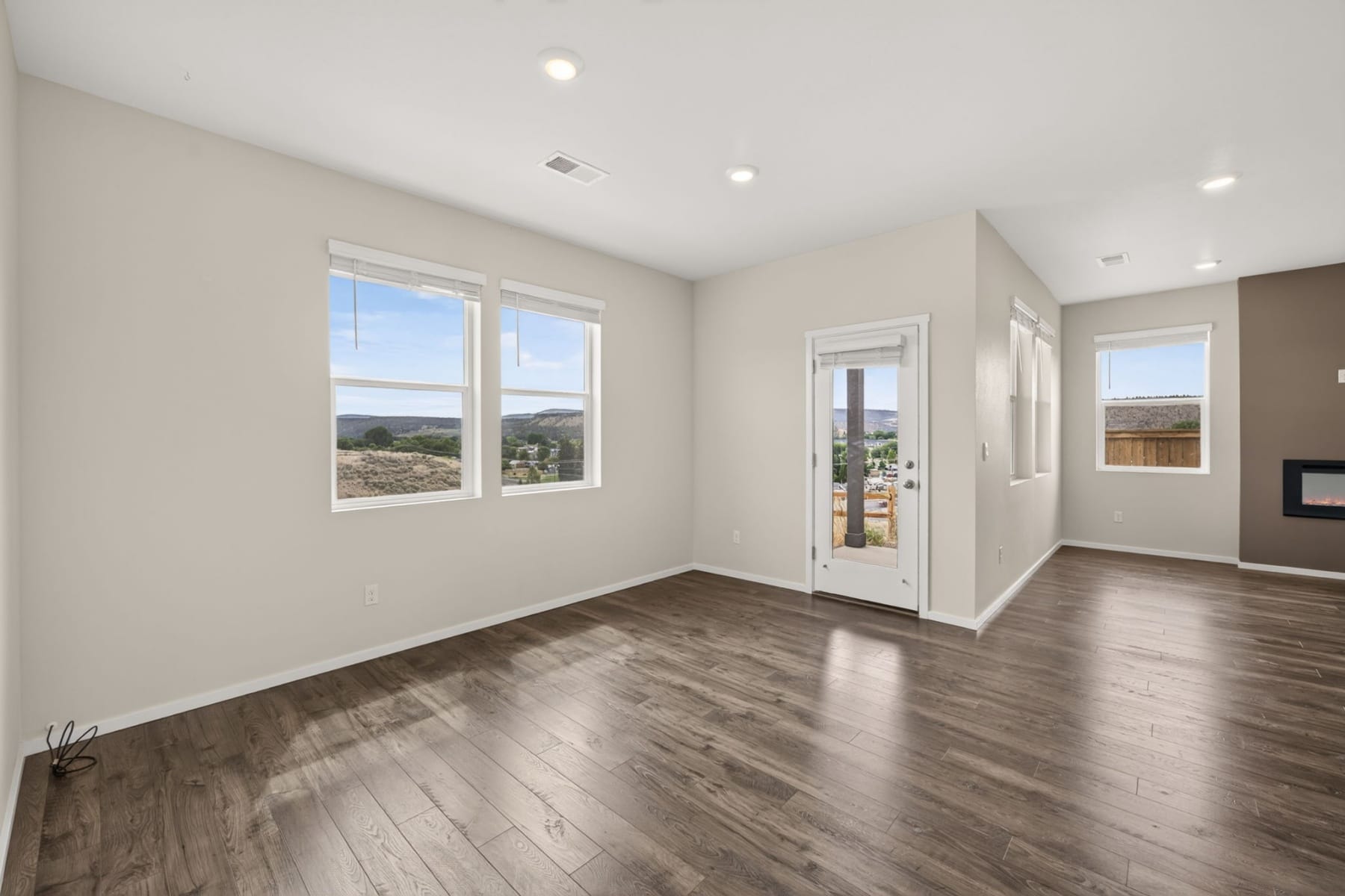  417 ne union  loop prineville, or 97754 - 物件實景
