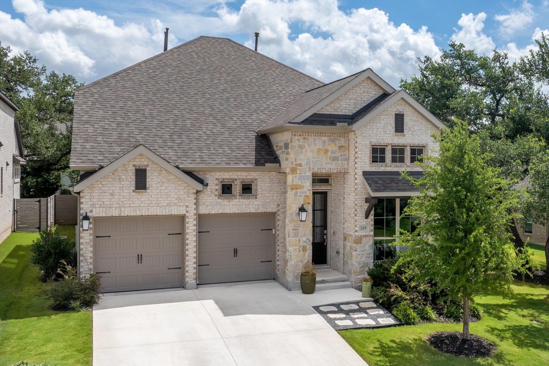 Georgetown, Texas, 78628, United States, 4 Bedrooms Bedrooms, ,3 BathroomsBathrooms,Residential,For Sale,1887229