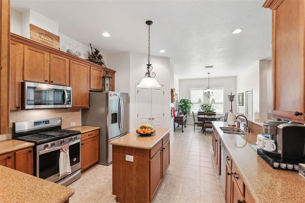 Brooksville, Florida, 34601, United States, 3 Bedrooms Bedrooms, ,3 BathroomsBathrooms,Residential,For Sale,1979410