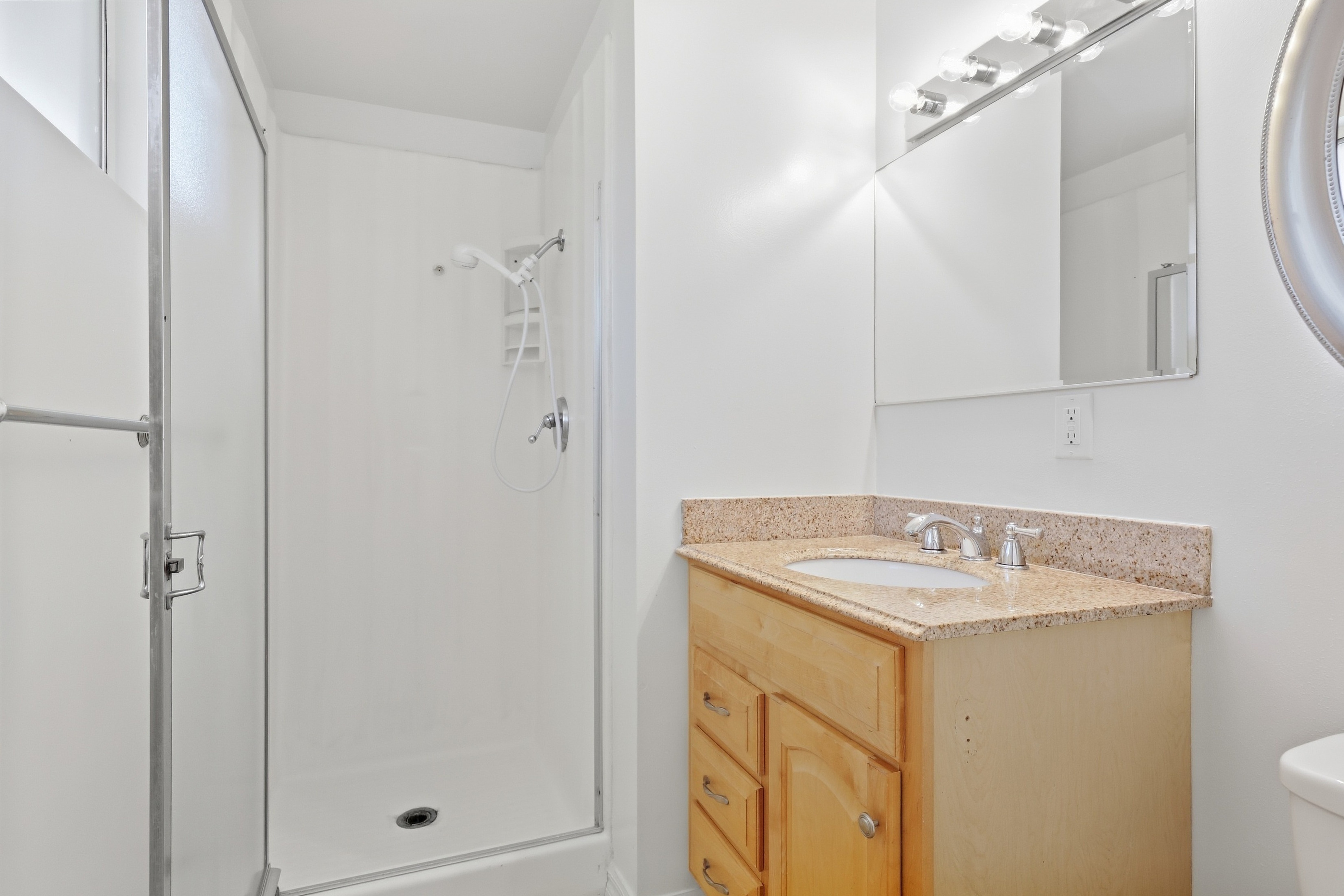  922 Olympia Avenue, Ventura, CA 93004 - 物件實景