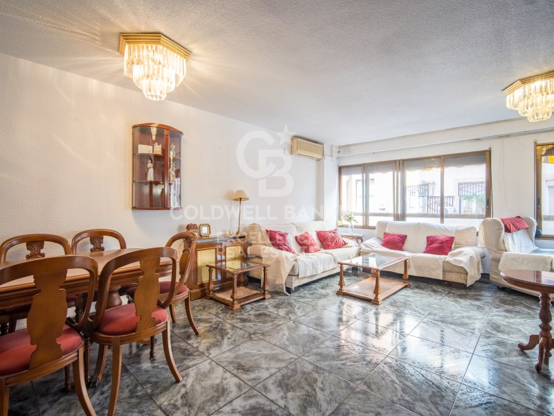 Valencia, Comunidad Valenciana, ES, 4 Bedrooms Bedrooms, ,2 BathroomsBathrooms,Residential,For Sale,1821099