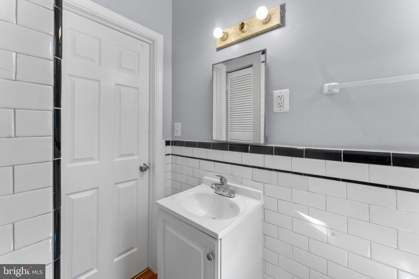 Washington, District of Columbia, 20032, United States, ,Residential,For Sale,1906744
