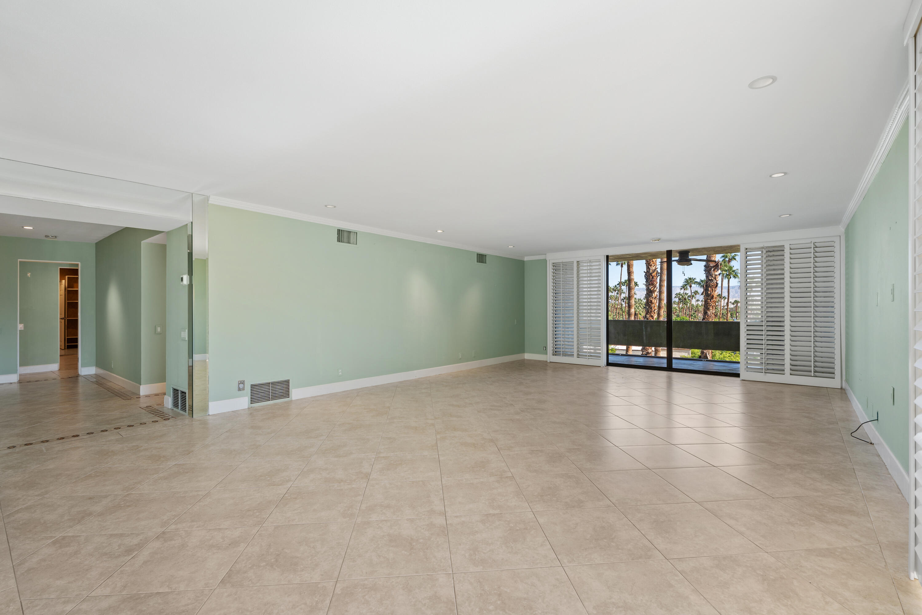 Palm Springs, California, 92264, United States, 2 Bedrooms Bedrooms, ,1 BathroomBathrooms,Residential,For Sale,1960957