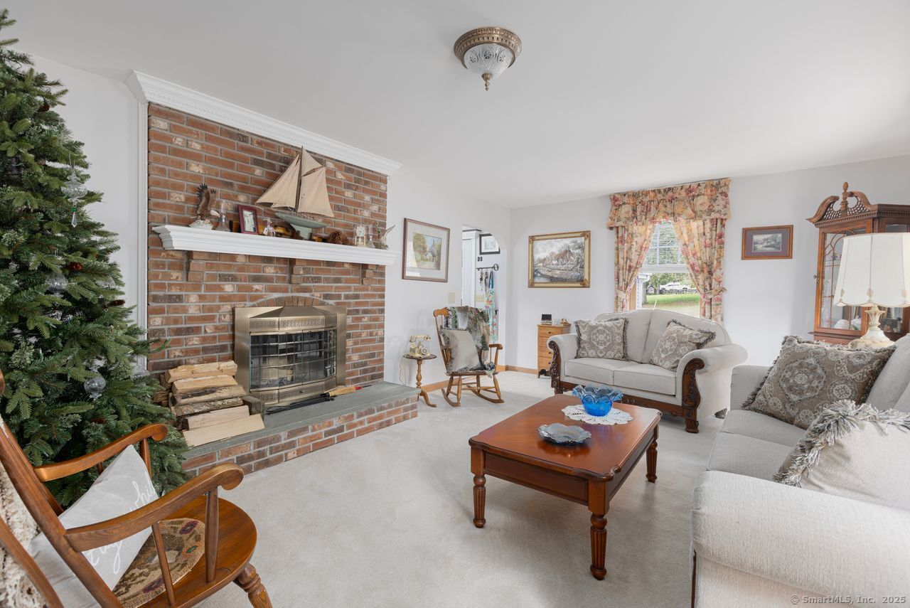 Griswold, Connecticut, 06351, United States, 3 Bedrooms Bedrooms, ,3 BathroomsBathrooms,Residential,For Sale,1941626