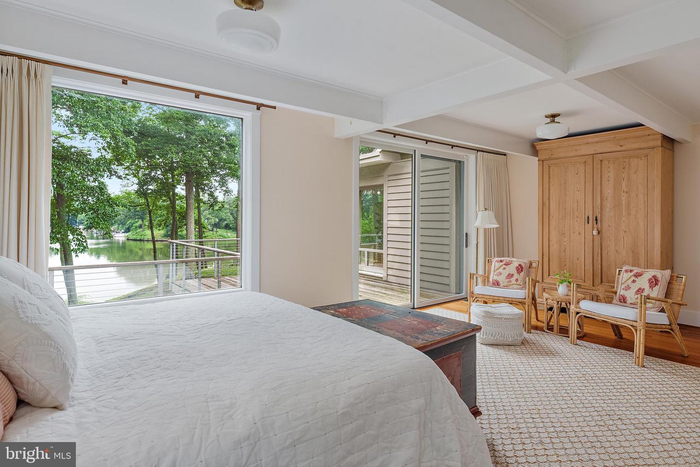 Annapolis, Maryland, 21403, United States, 5 Bedrooms Bedrooms, ,4 BathroomsBathrooms,Residential,For Sale,1895368