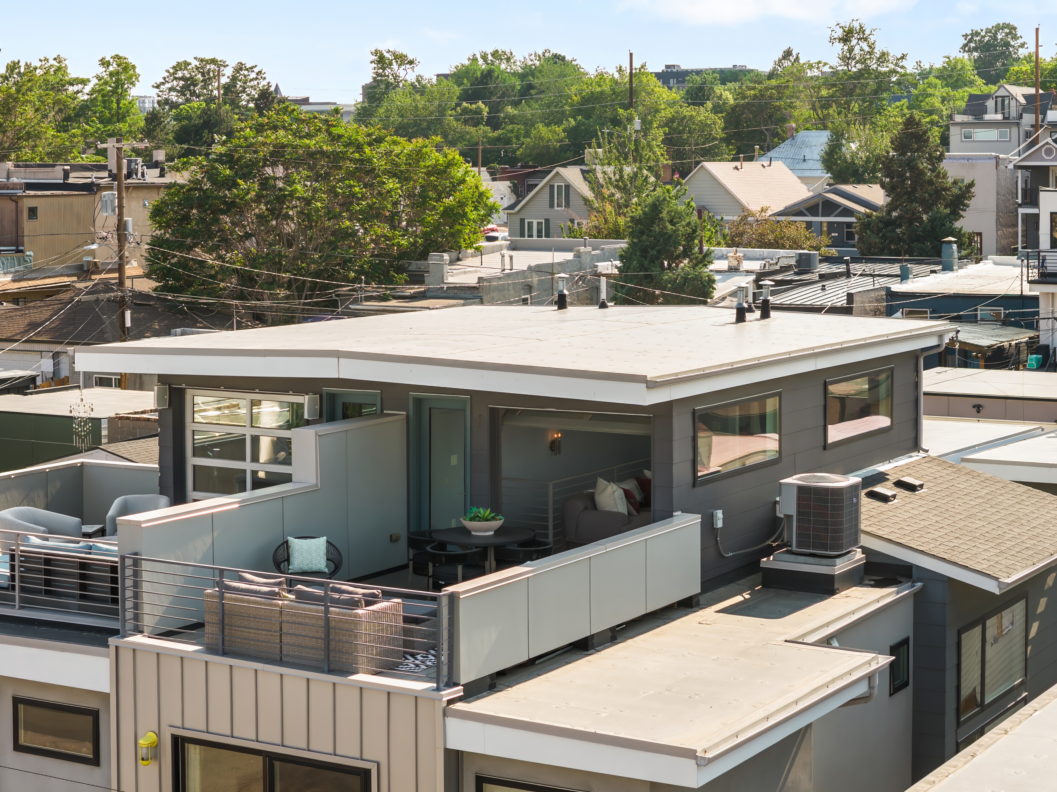  Seamlessly blends contemporary architecture & refined finishes - 物件實景
