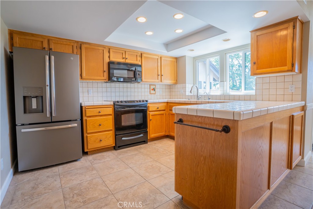 Arroyo Grande, California, 93420, United States, 3 Bedrooms Bedrooms, ,3 BathroomsBathrooms,Residential,For Sale,2034880