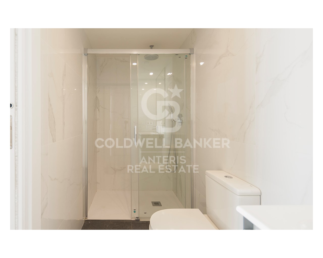 Barcelona, Barcelona, Sants ? Montju?c, Sants - Ba, Barcelona, Catalonia, ES, 3 Bedrooms Bedrooms, ,2 BathroomsBathrooms,Residential,For Sale,Barcelona, Barcelona, Sants ? Montju?c, Sants - Ba,1556908