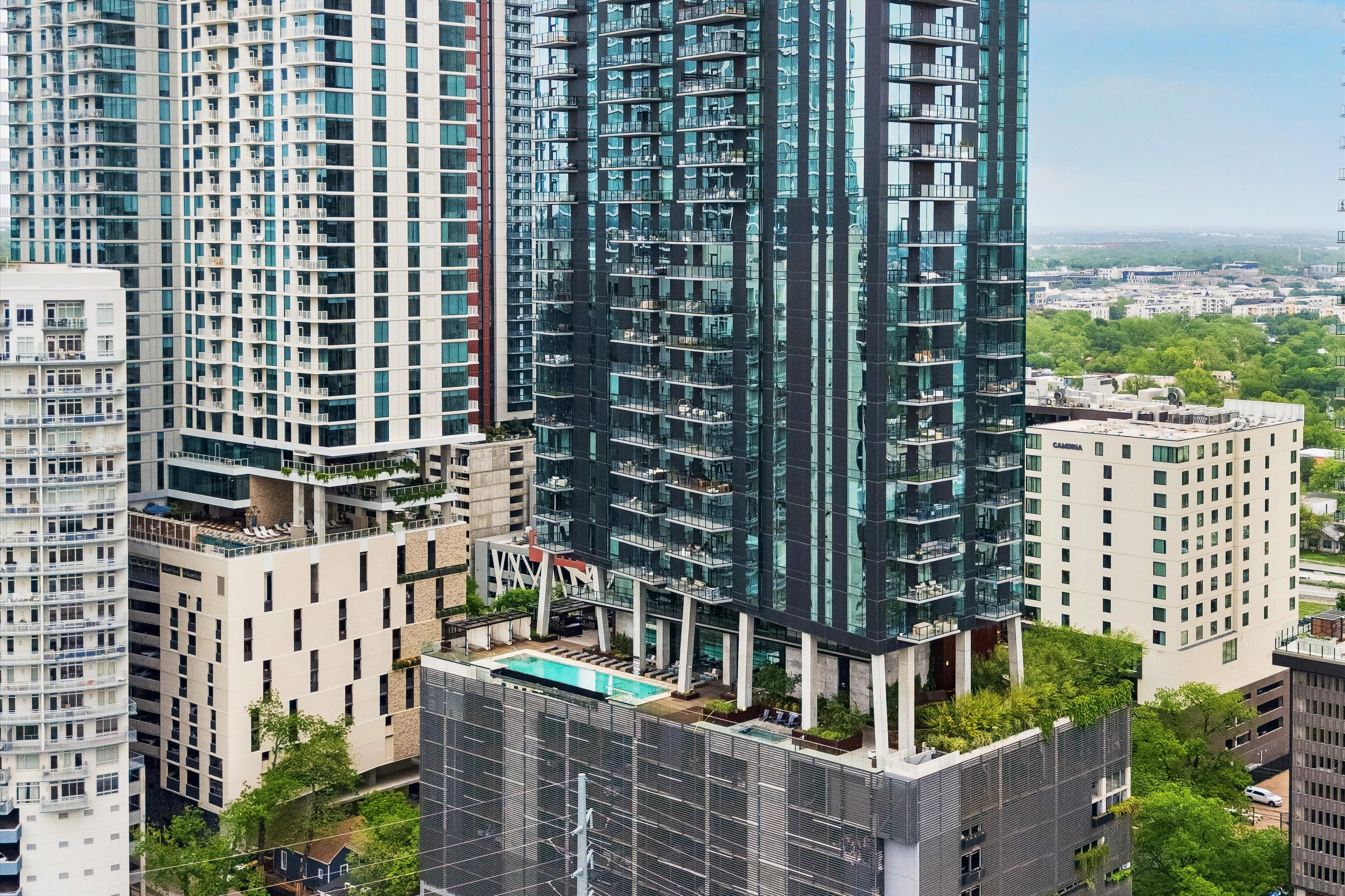  Lake View 2 Bedroom Condo with Flex Space at 70 Rainey - 物件實景