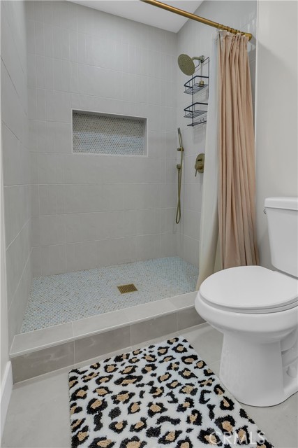 Long Beach, California, 90805, United States, 3 Bedrooms Bedrooms, ,2 BathroomsBathrooms,Residential,For Sale,1989941