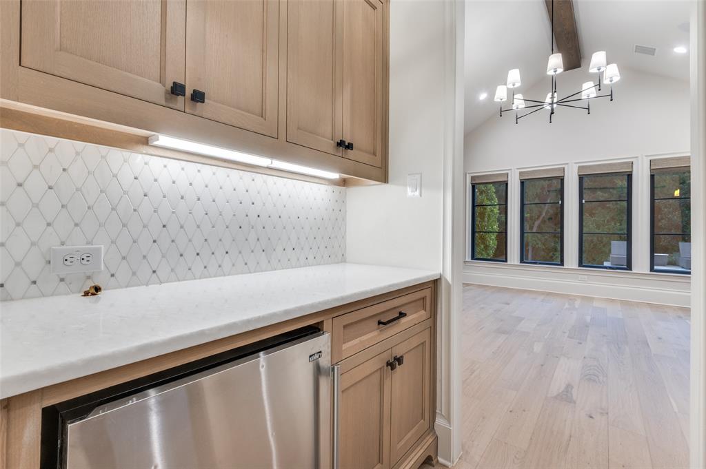 Midlothian, Texas, 76065, United States, 4 Bedrooms Bedrooms, ,5 BathroomsBathrooms,Residential,For Sale,1983532