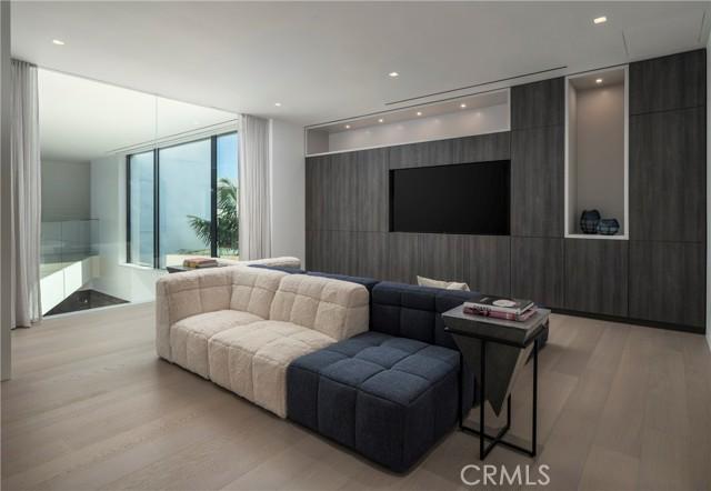 3 The Point, CORONADO, California, 92118, United States, 7 Bedrooms Bedrooms, ,11 BathroomsBathrooms,Residential,For Sale,3 The Point,1613967