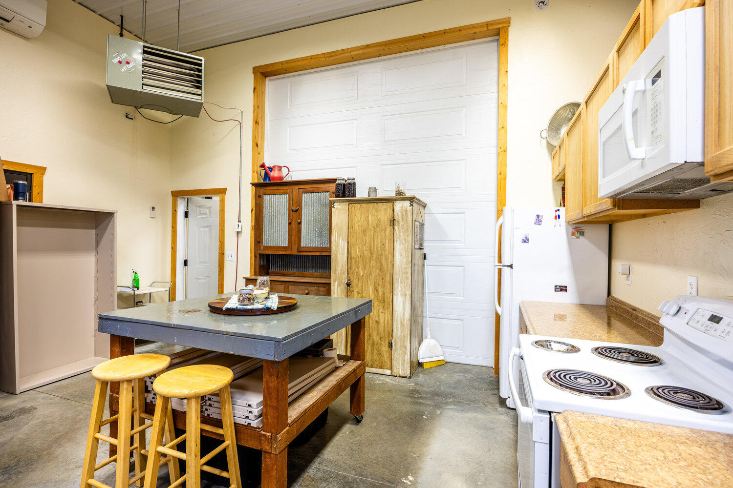 Sheridan, Wyoming, 82801, United States, 2 Bedrooms Bedrooms, ,1 BathroomBathrooms,Residential,For Sale,1907436