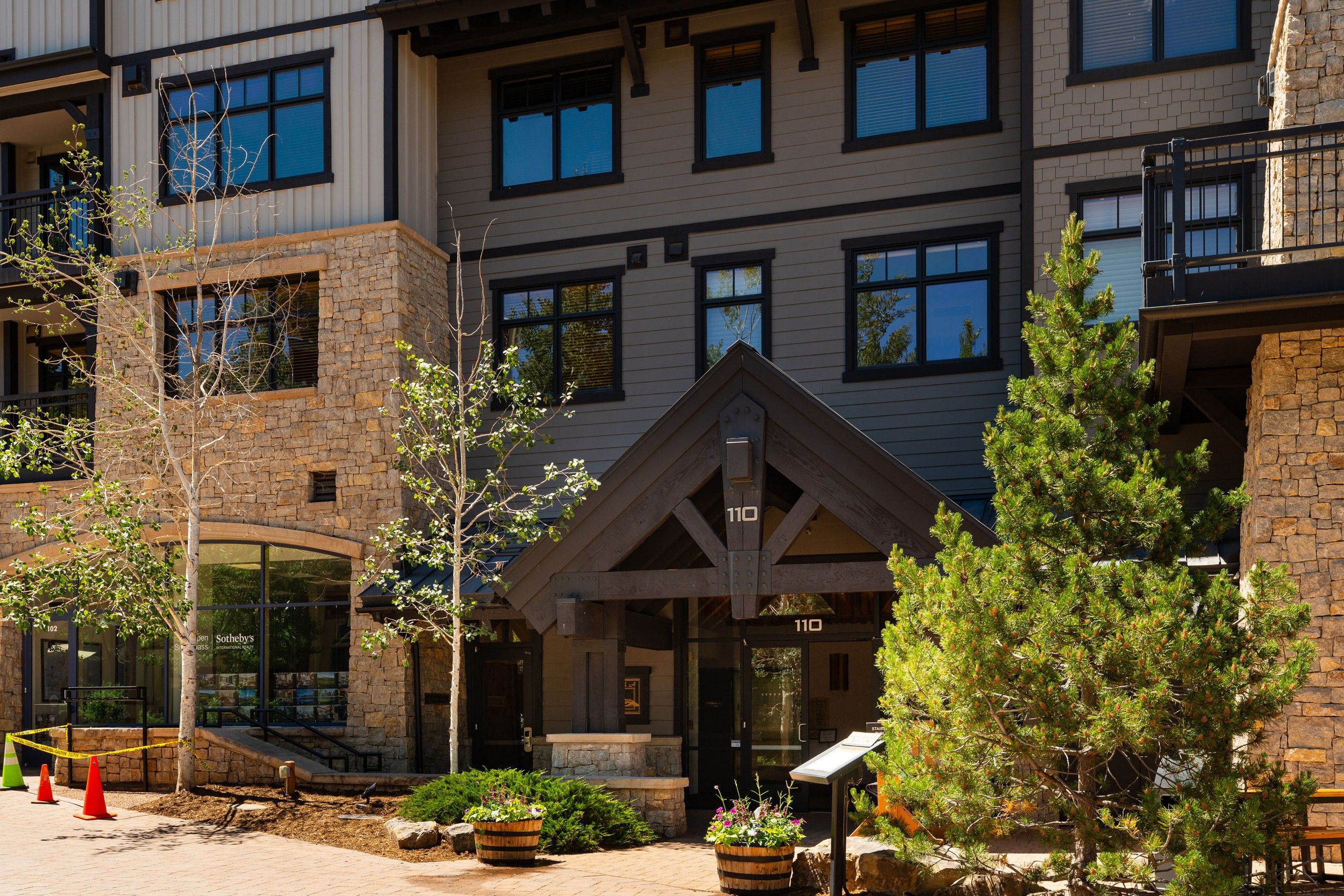  110 Carriage Way, Snowmass Village, CO, 81615 - 物件實景