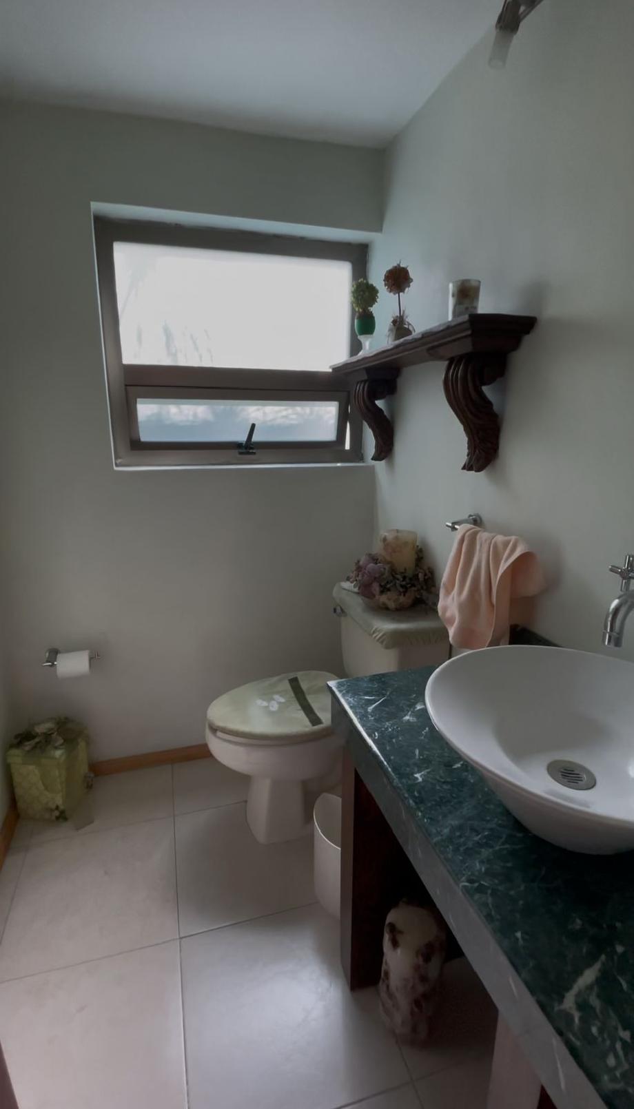 Metepec, Estado de méxico, 52169, Mexico, 5 Bedrooms Bedrooms, ,2 BathroomsBathrooms,Residential,For Sale,1804093