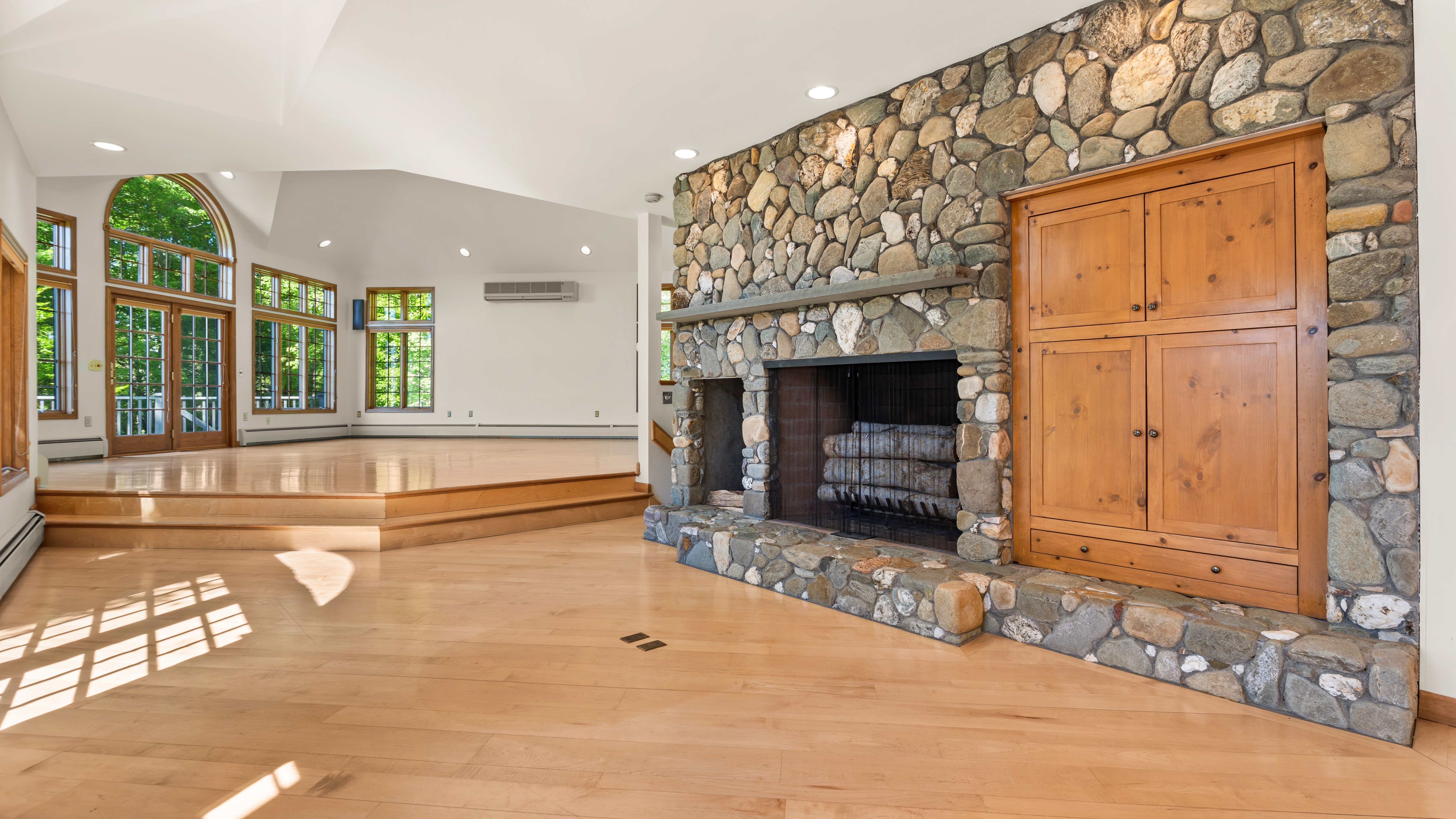  Charming and Spacious Country Retreat Just 15 Minutes from Tanglewood - 物件實景