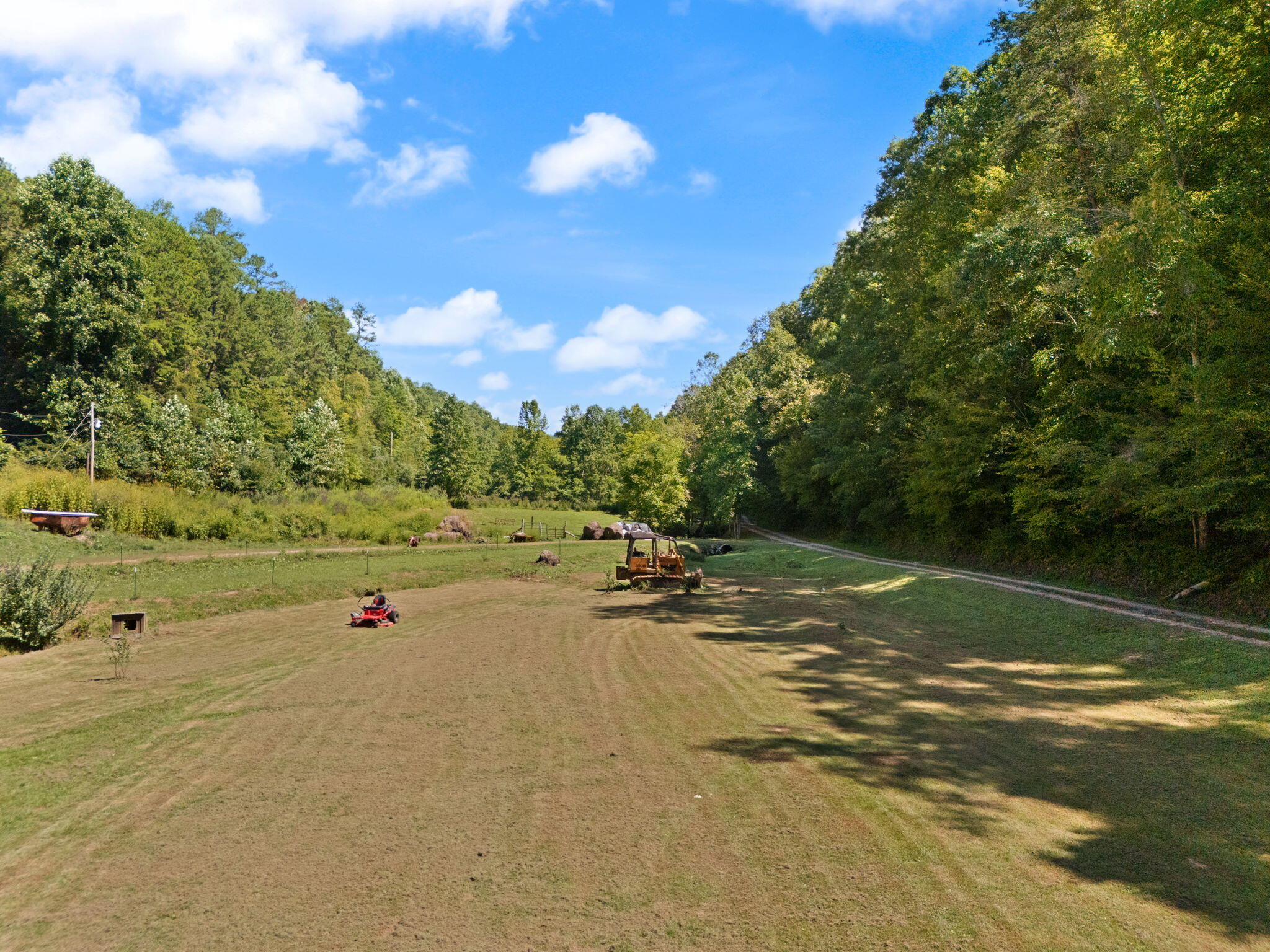 Sextons Creek, Kentucky, 40983, United States, 3 Bedrooms Bedrooms, ,2 BathroomsBathrooms,Residential,For Sale,1938834