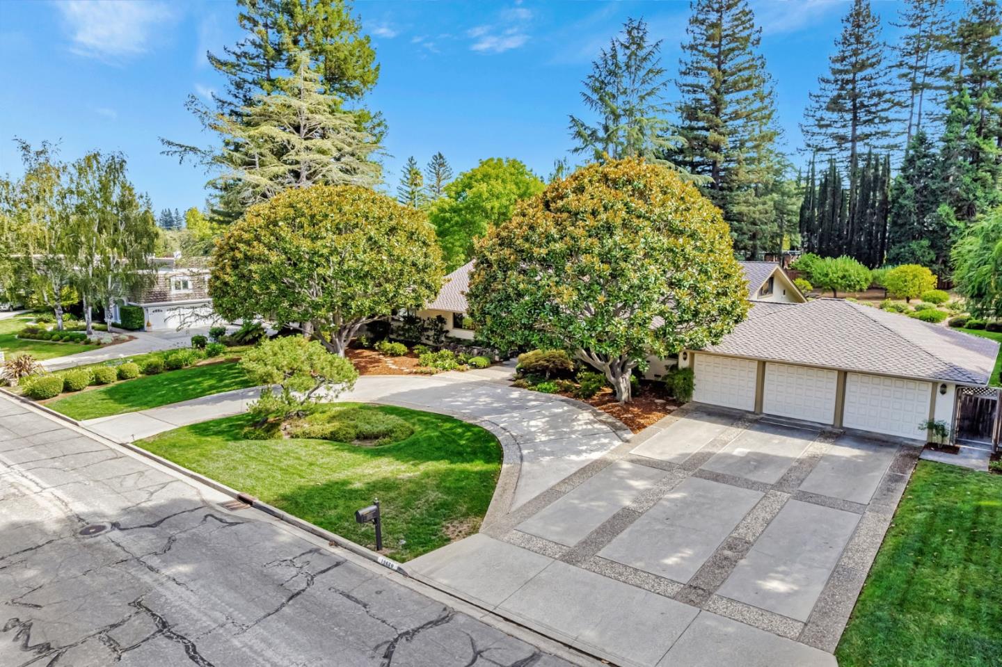 Saratoga, California, 95070, United States, 4 Bedrooms Bedrooms, ,4 BathroomsBathrooms,Residential,For Sale,1942140