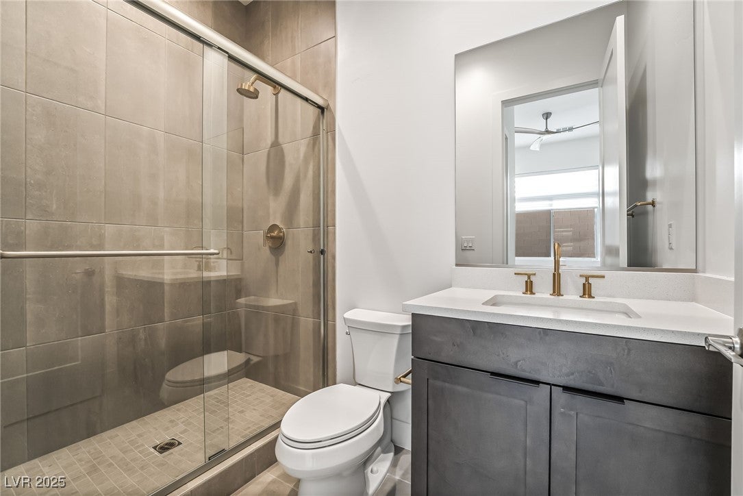 Las Vegas, Nevada, 89135, United States, 4 Bedrooms Bedrooms, ,5 BathroomsBathrooms,Residential,For Sale,1974959