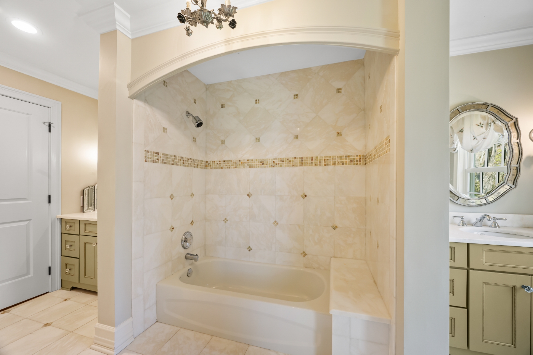  Bucks County Colonial Provides Seamless Indoor-Outdoor Living - 物件實景