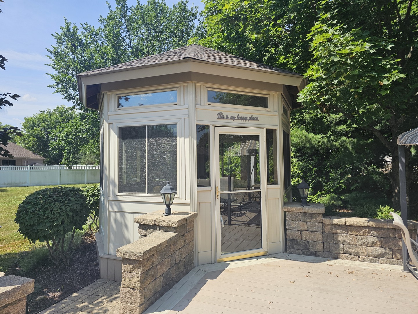 Shorewood, Illinois, 60404, United States, 3 Bedrooms Bedrooms, ,3 BathroomsBathrooms,Residential,For Sale,1937616