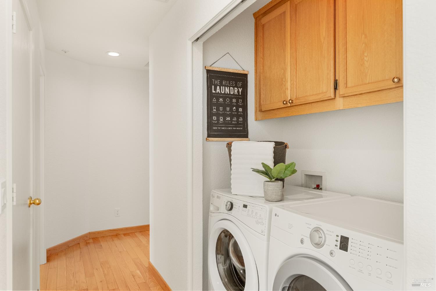 Napa, California, 94558, United States, 3 Bedrooms Bedrooms, ,3 BathroomsBathrooms,Residential,For Sale,1988088