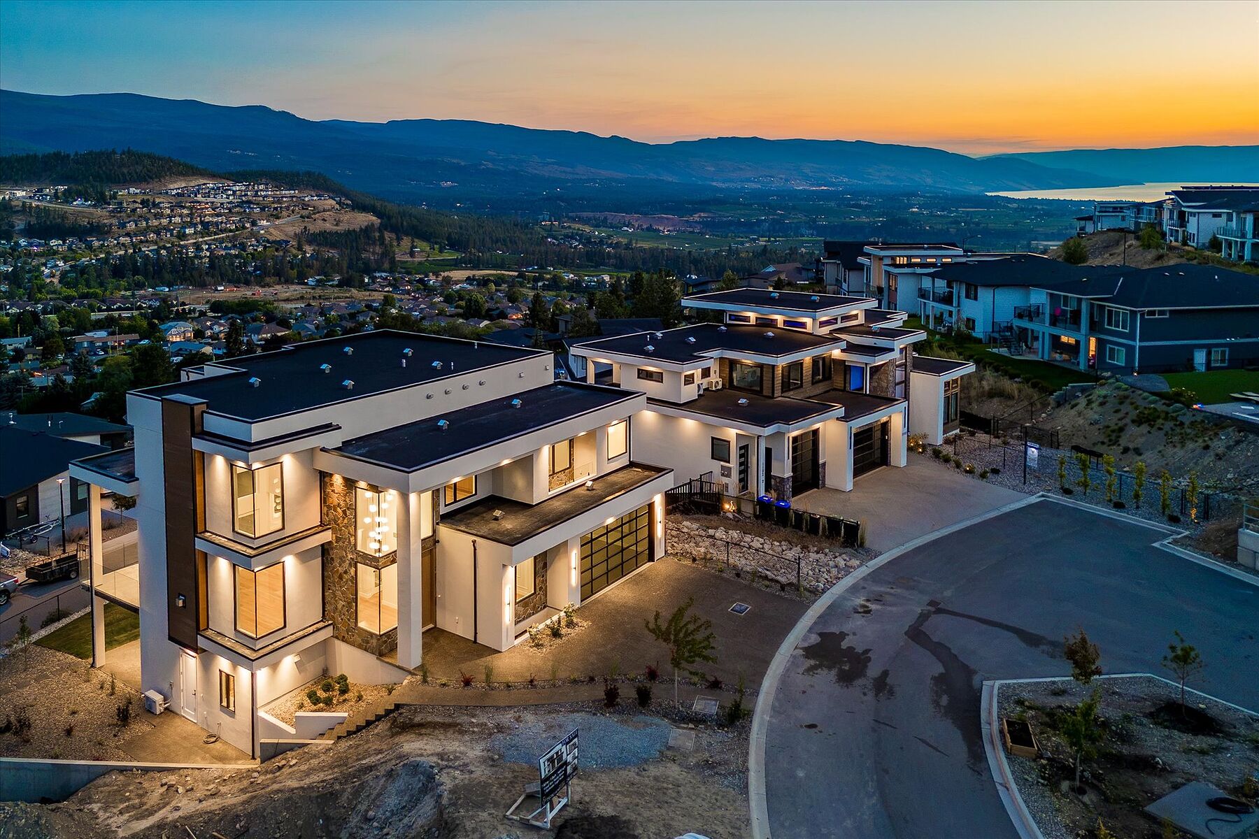  Spacious Modern Build - 物件實景