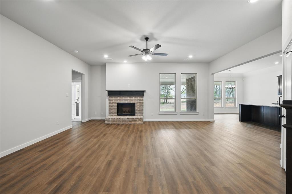 Boyd, Texas, 76023, United States, 5 Bedrooms Bedrooms, ,3 BathroomsBathrooms,Residential,For Sale,1700422