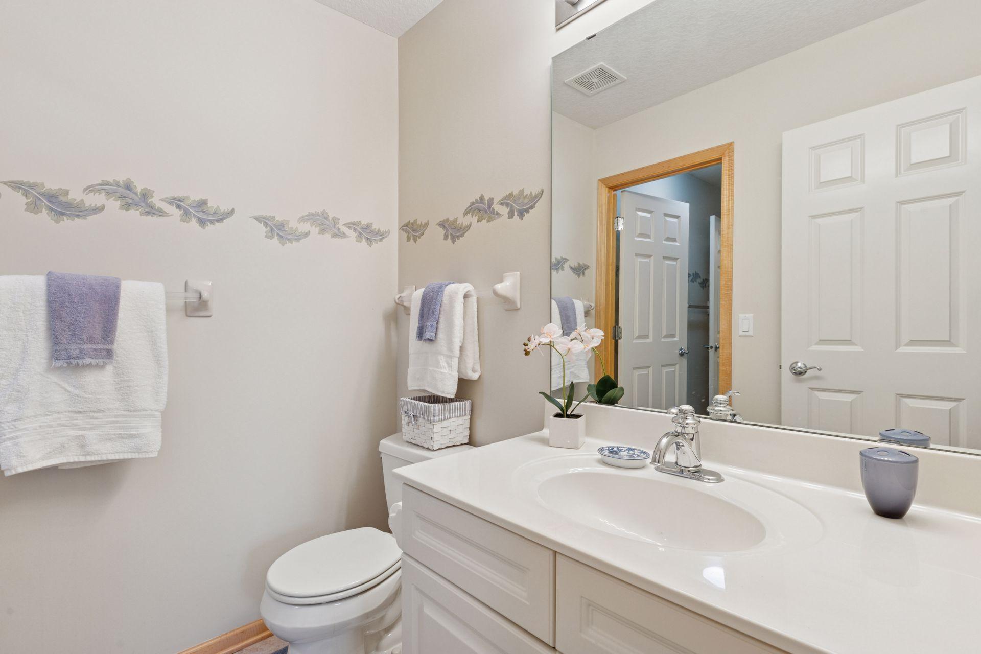 Plymouth, Minnesota, 55446, United States, 3 Bedrooms Bedrooms, ,3 BathroomsBathrooms,Residential,For Sale,1827815