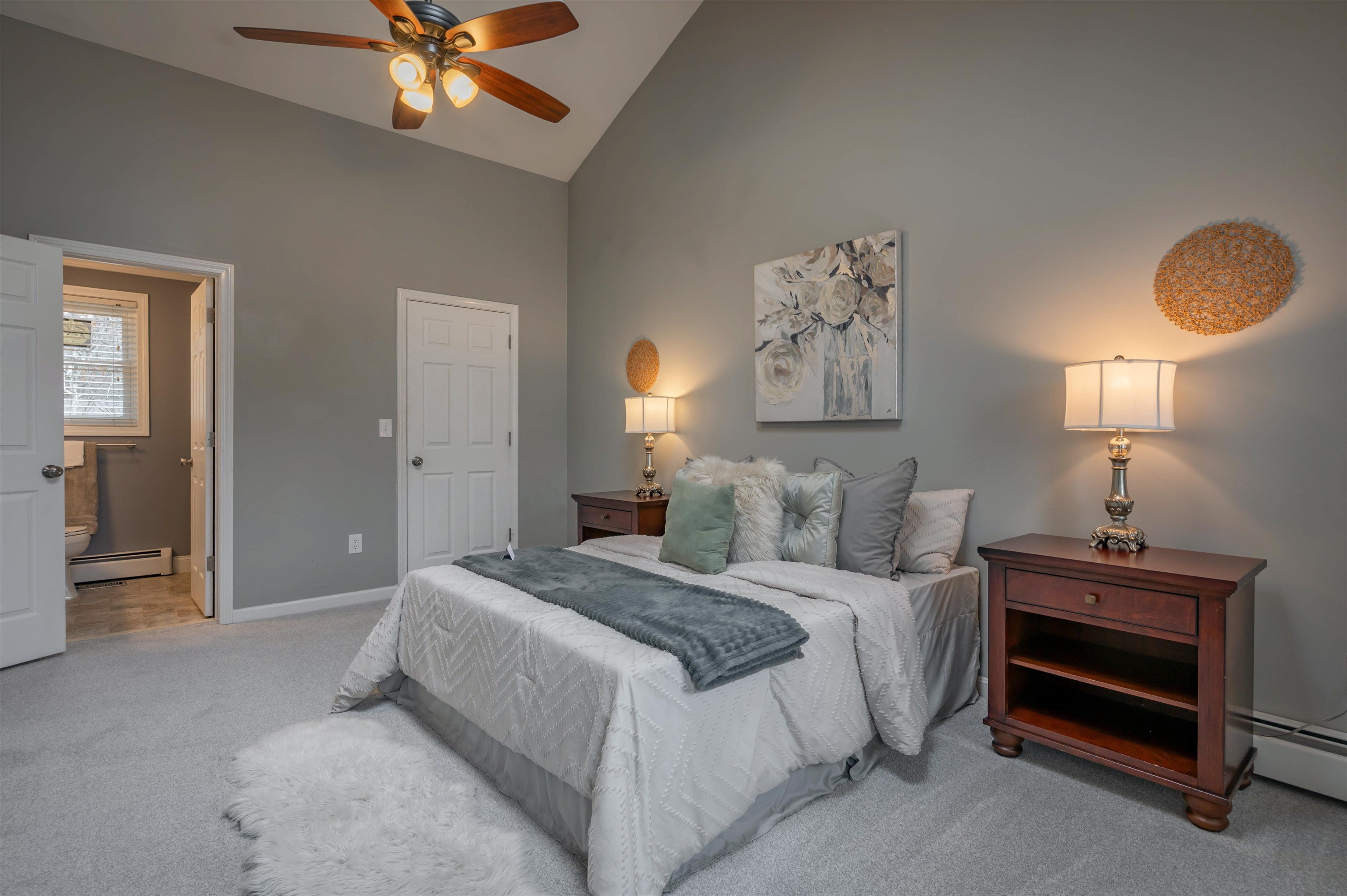 Hooksett, New Hampshire, 03106, United States, 3 Bedrooms Bedrooms, ,1 BathroomBathrooms,Residential,For Sale,2002155