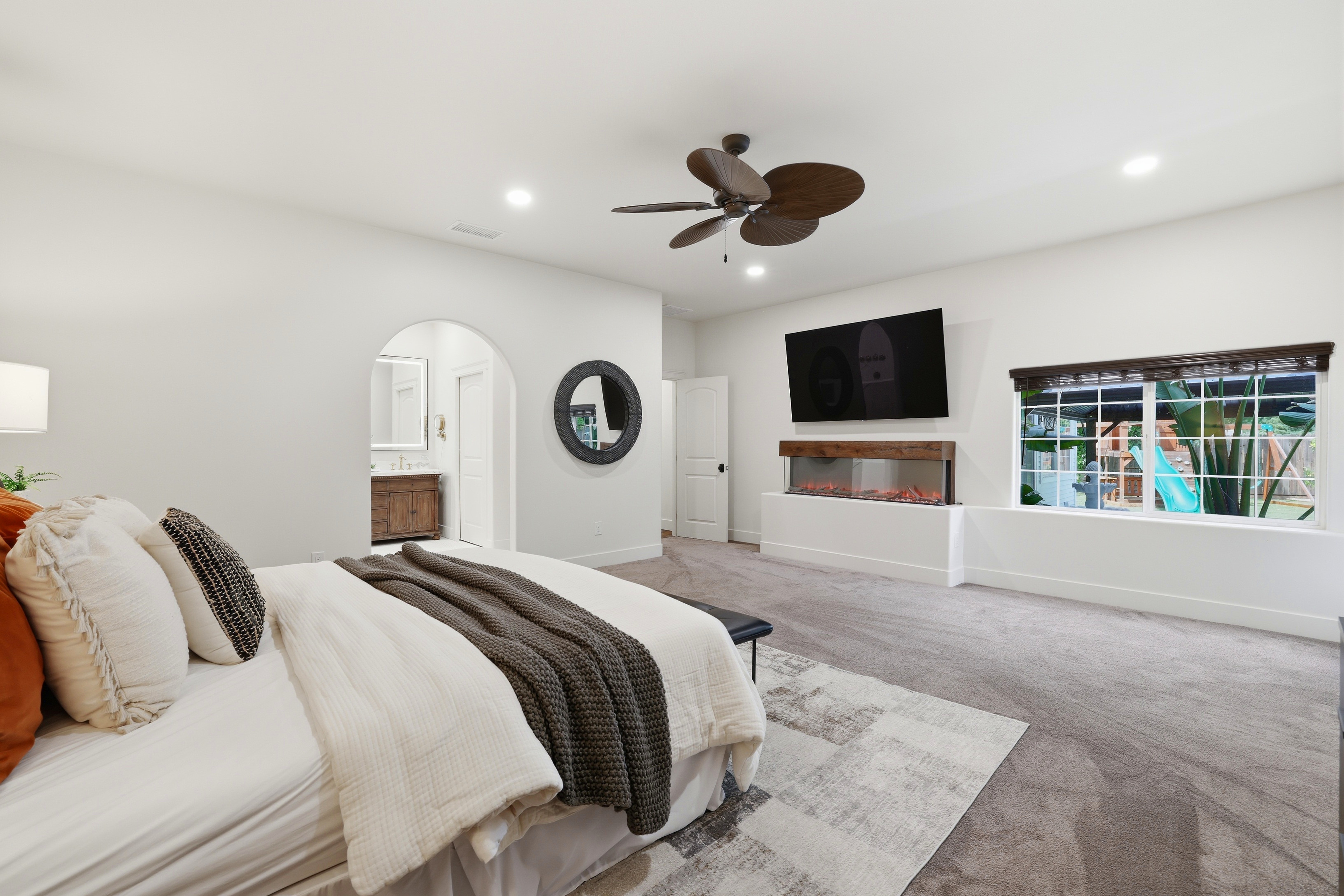  8735 Phoenix Avenue, Fair Oaks, CA 95628 - 物件實景