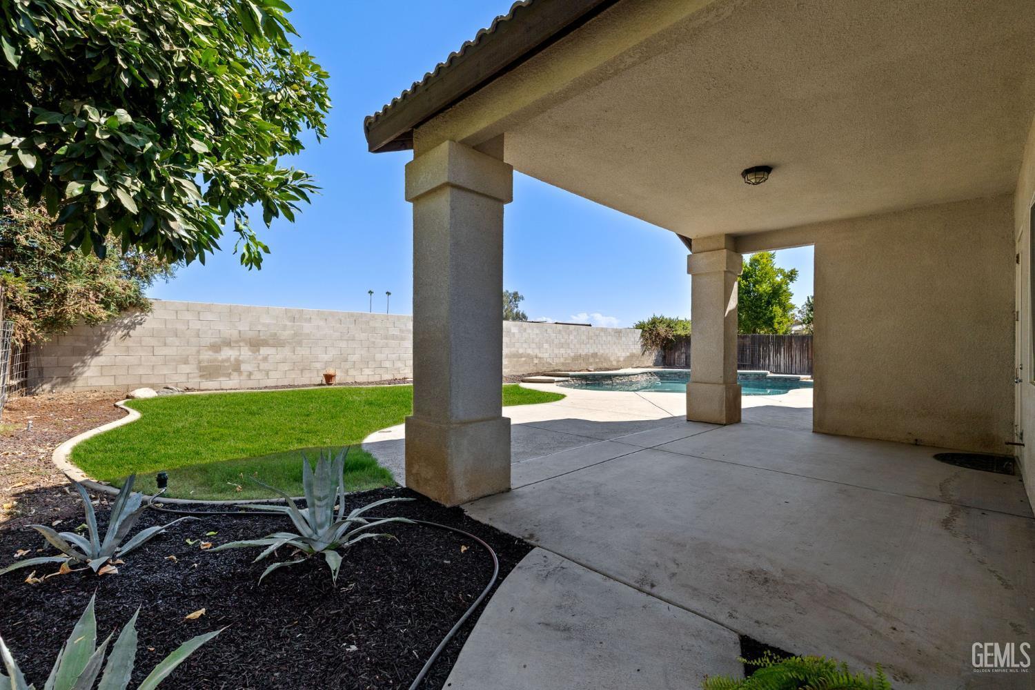 Bakersfield, California, 93312, United States, 4 Bedrooms Bedrooms, ,3 BathroomsBathrooms,Residential,For Sale,1933042