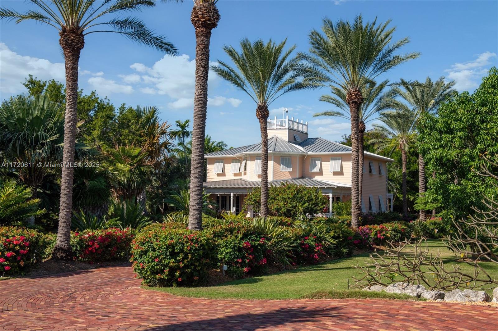 Marathon, Florida, 33050, United States, 5 Bedrooms Bedrooms, ,9 BathroomsBathrooms,Residential,For Sale,1933617
