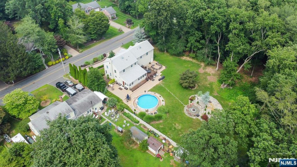 Old Tappan, New Jersey, 07675, United States, 4 Bedrooms Bedrooms, ,3 BathroomsBathrooms,Residential,For Sale,1906748