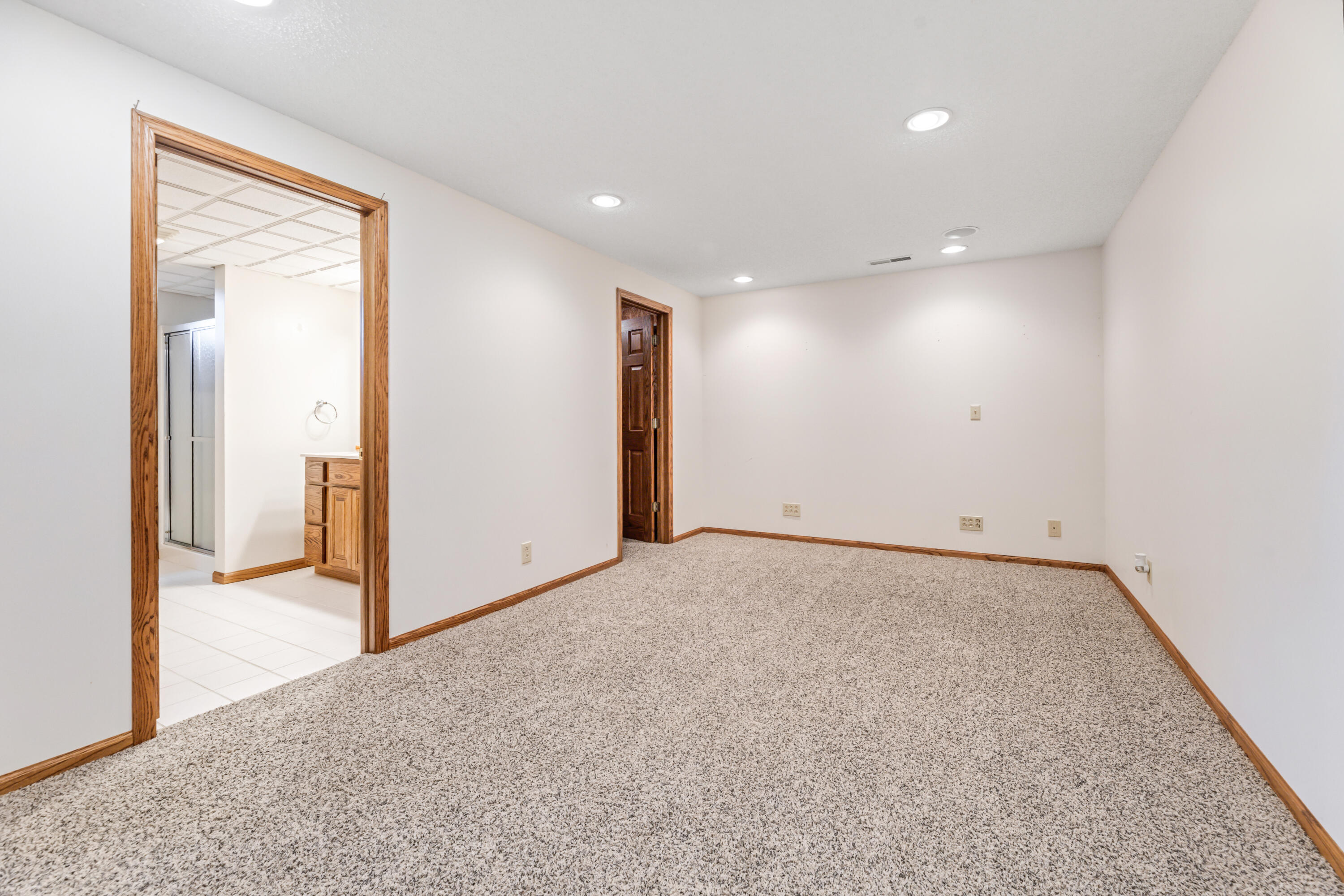 Homer, Minnesota, 55987, United States, 3 Bedrooms Bedrooms, ,3 BathroomsBathrooms,Residential,For Sale,1906704